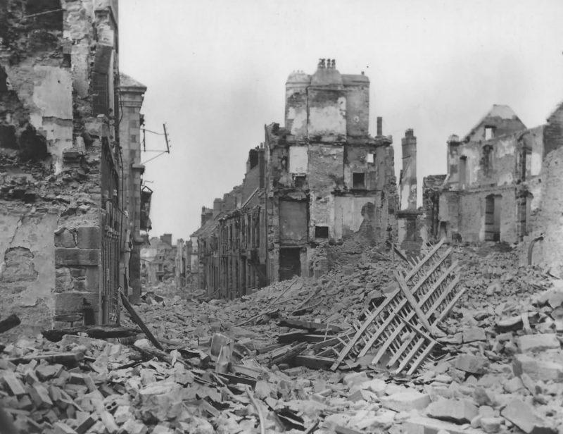 Destruction_in_Vire_Normandy_France_1944 - WAR HISTORY ONLINE