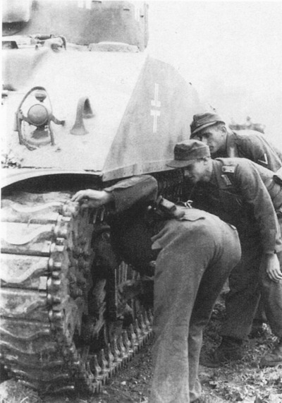 Shermans al servicio de la Wehrmacht Firefly-09