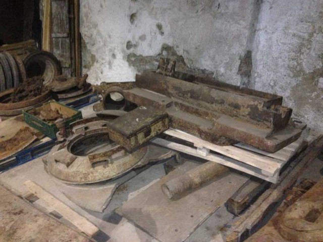 WOW! MASSIVE collection of Tiger 1 parts for sale - check this out!