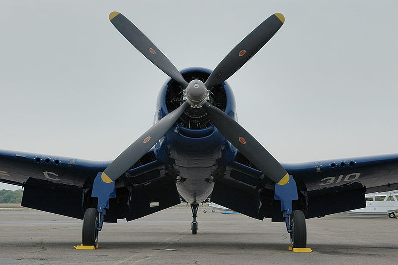 10 wars you didn’t even know of #6 lasted just 38 minutes!! 800px-F4U-4_Bu97388_front_view