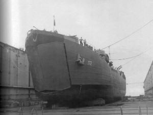 The Gigantic Floating Dry Docks That Could Repair Battleships And ...