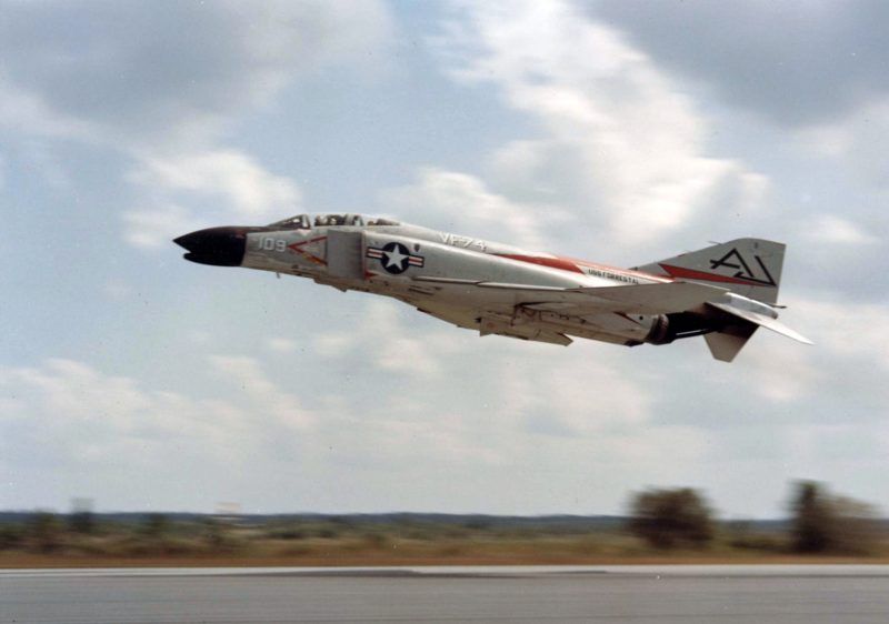 F-4b Vf-74 Taking Off 1961 - War History Online