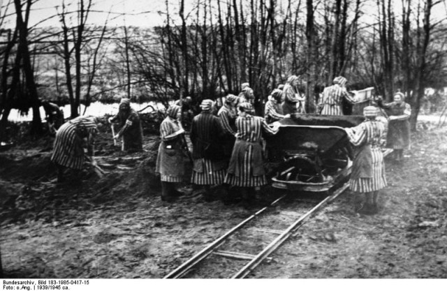 New Book Sheds Light on Ravensbrück Cocentration Camp Bundesarchiv_Bild_183-1985-0417-15-640x417