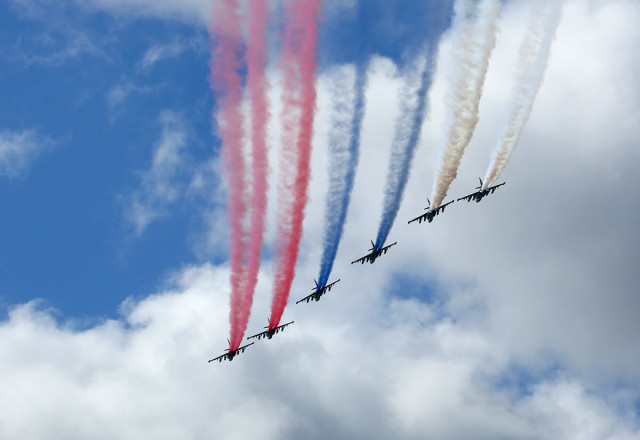 Kubinka - Amazing Pics of Planes and Choppers Training in Russia