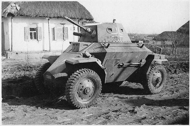 Top 10 Strangest Armored Cars of WWII