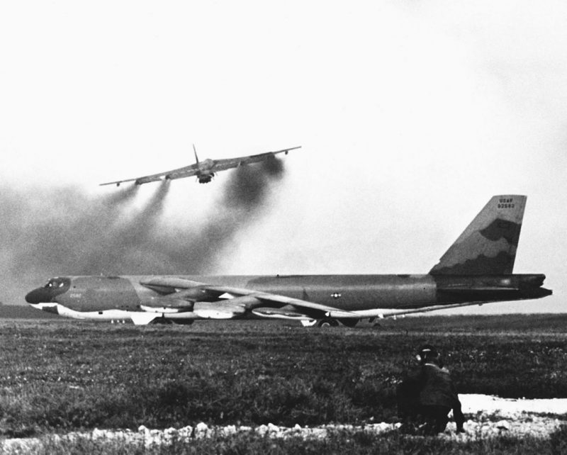 Operation Linebacker II - The Massive Bombing Campaign That Brought ...