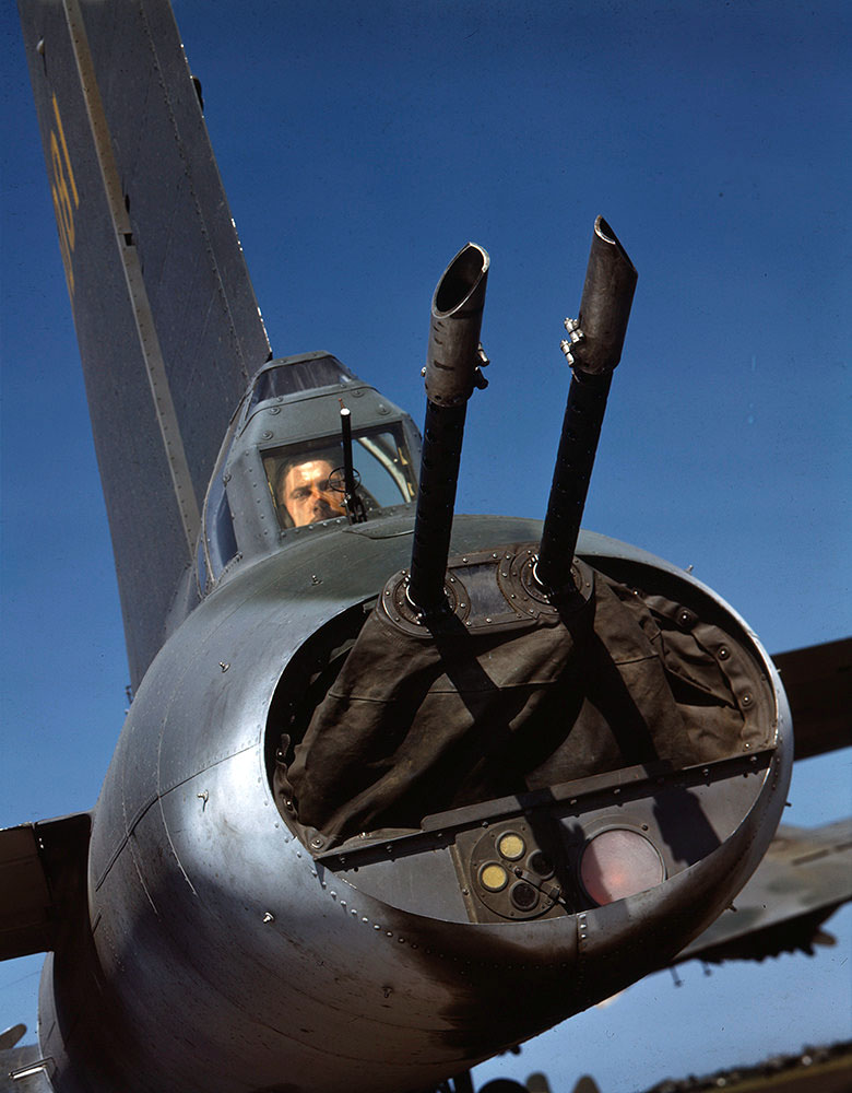 Tail-gunner-in-boeing-b-17-flying-fortress - WAR HISTORY ONLINE