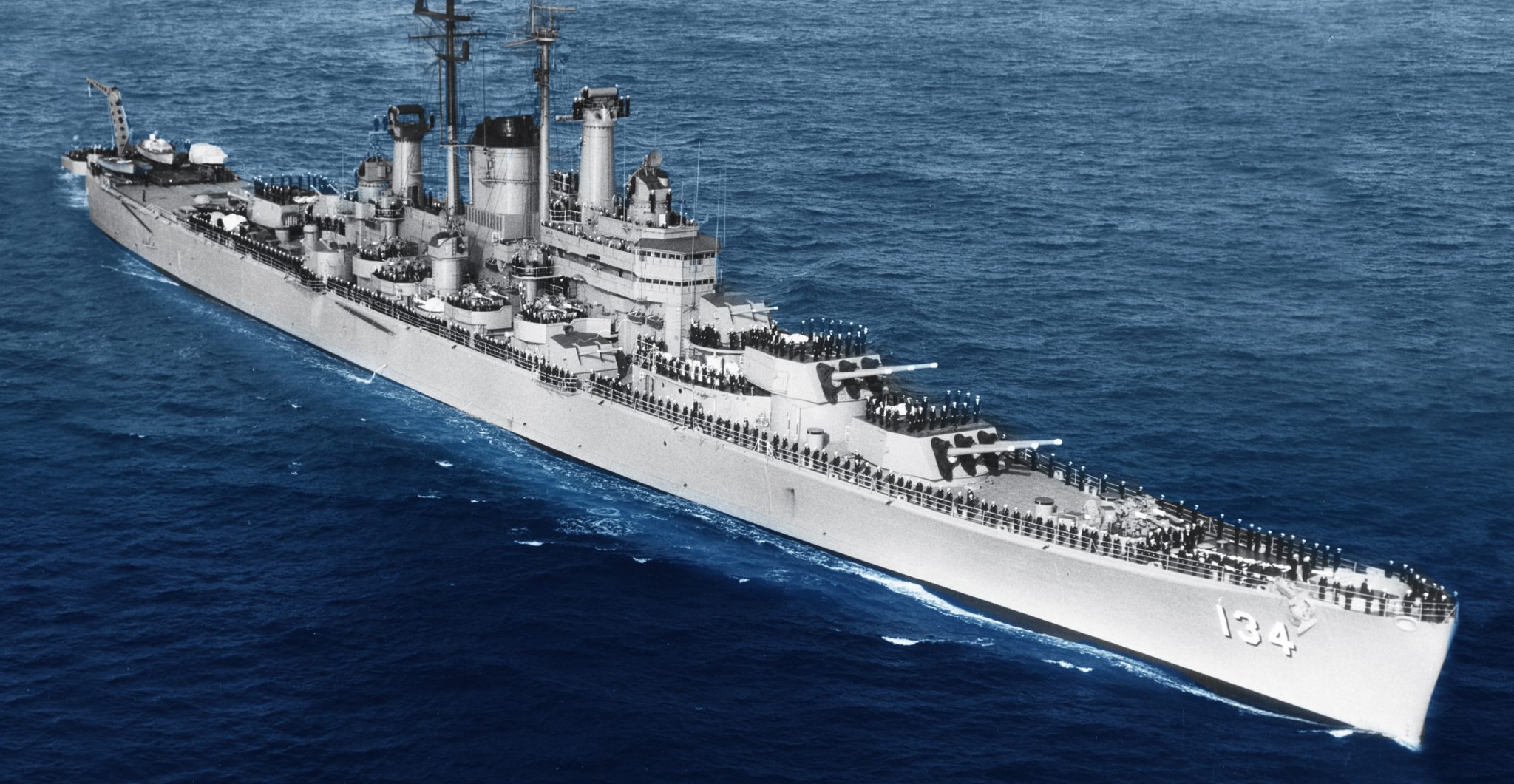 The Des Moines Class Cruiser - The Greatest Heavy Cruiser