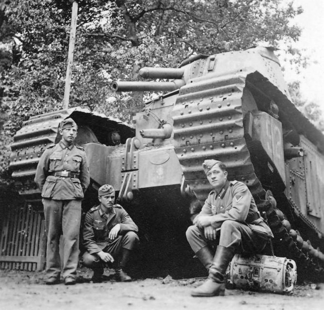 Super těžký tank Char 2C, č. 92 