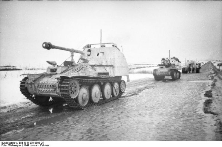 Mobile Artillery - Germany's Grille SPG - 20 PHOTOS