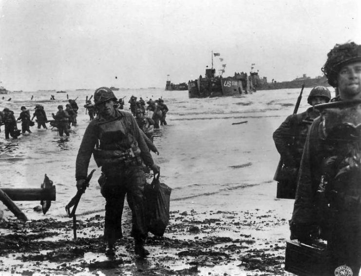 D-Day Up Close -Dozens of Photos Show the Allies Normandy Invasion