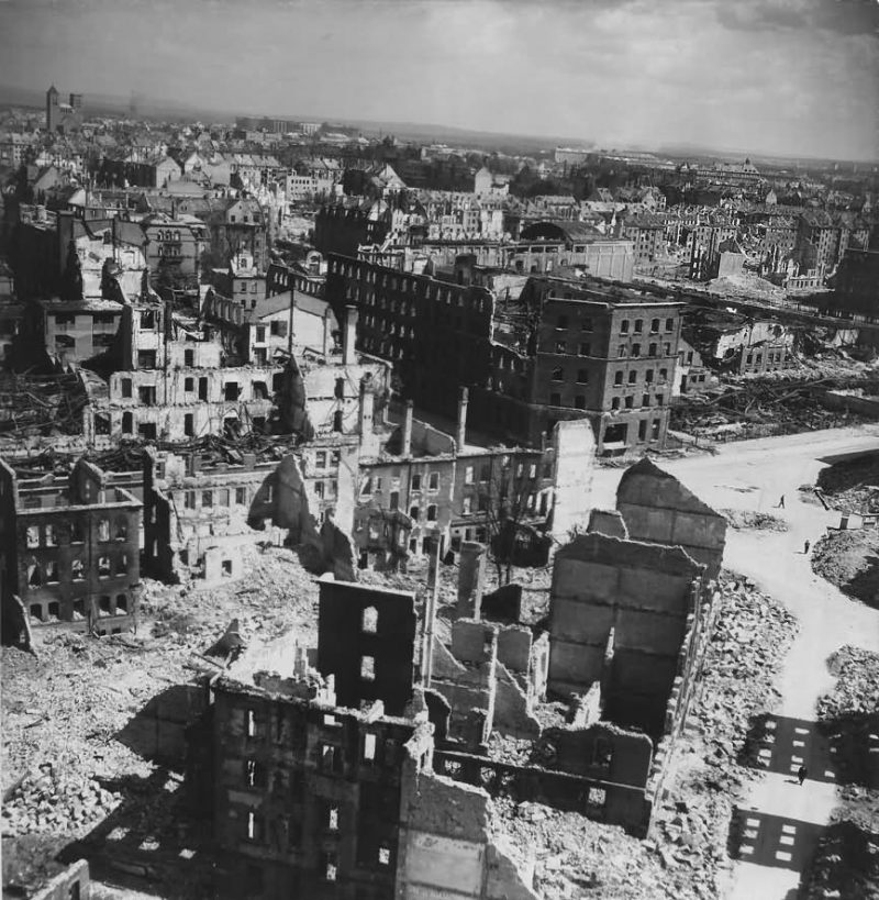 Ruins Of Nurnberg Gugelstrasse Steinbuhl Galgenhof 1945 - War History 