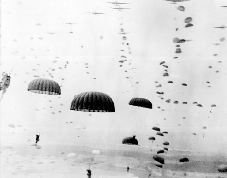 1024px-waves_of_paratroops_land_in_holla