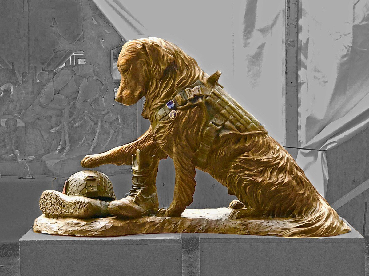 old navy dog statue