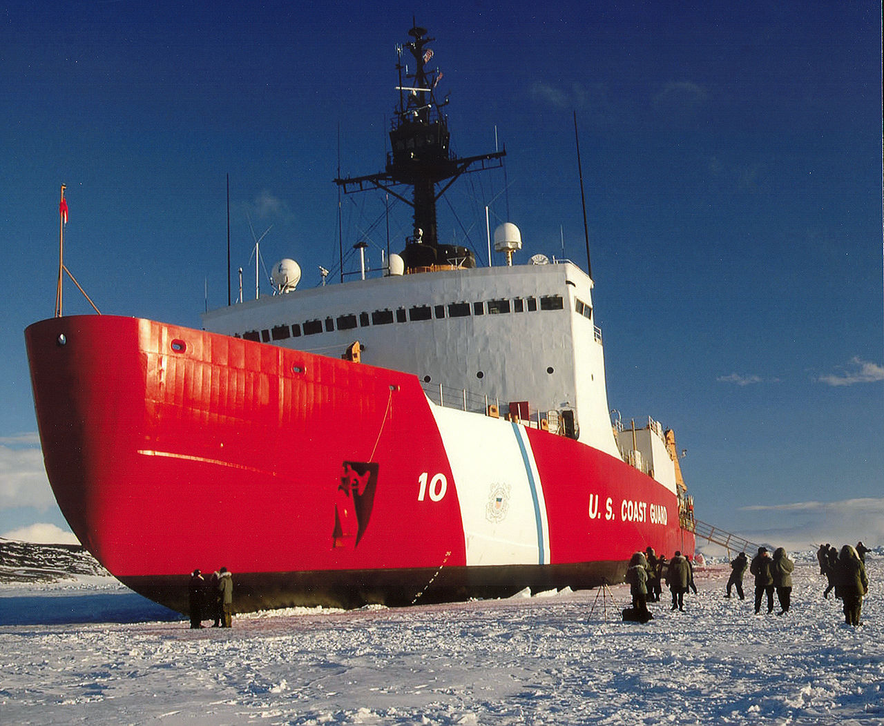 US Coast Guard to Send Icebreaker to Arctic for National Security