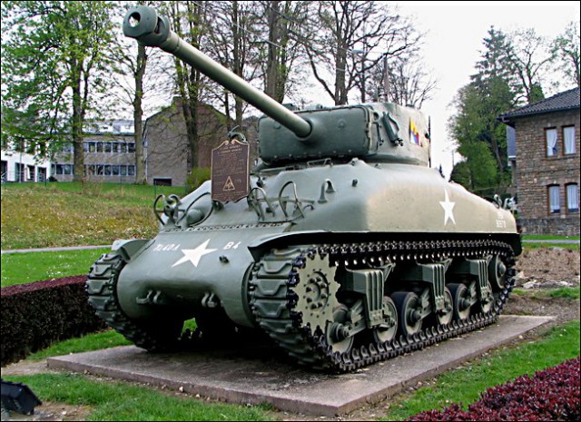 Where can I find the tank monuments to the Battle of the Bulge? Right ...