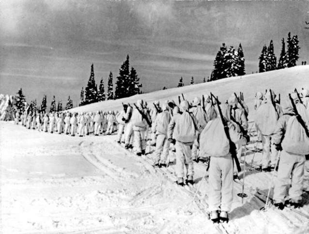 10th Mountain Division - Skiing World War Two veterans - Reunite in ...