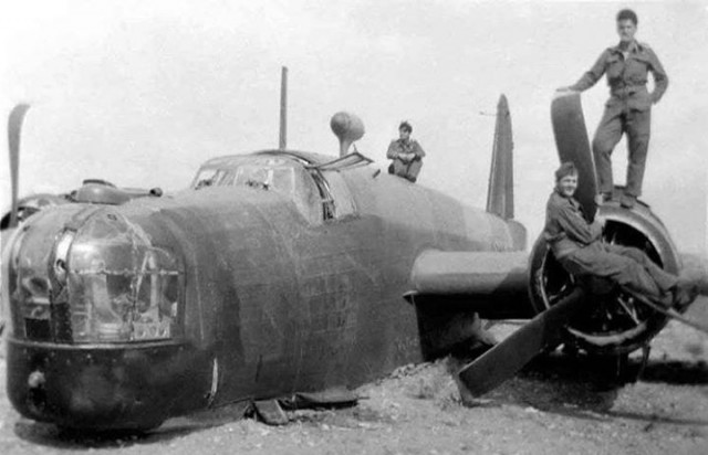 WWII Wreckage Riders - Surviving the crash | War History Online
