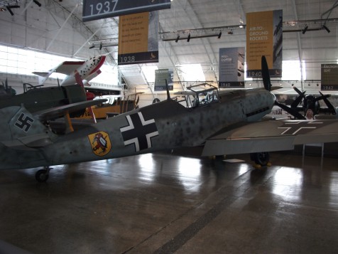 Inside Microsoft Mogul Paul Allen's Multi-Million Dollar WWII Airplane ...