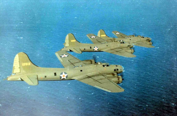 The Mighty Eigth - B-17 Flying Fortress In Formation | War History Online