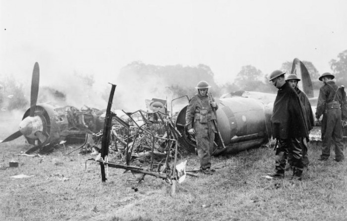 Breathtaking Images Crashed Luftwaffe Planes During The Battle Of   The Battle Of Britain HU70689 700x446 