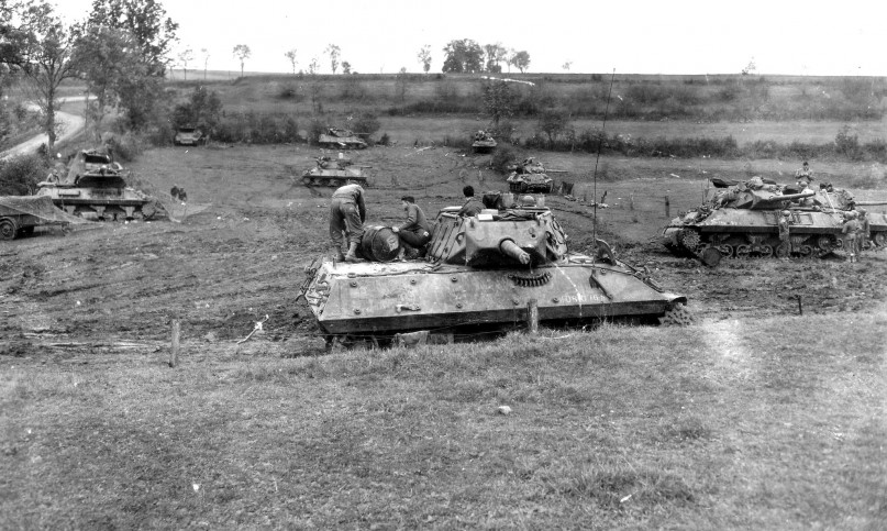 The M10 Tank Destroyer in WWII in 18 Pictures!