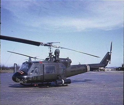 The Bell UH-1 Huey Gunship - Amazing Pictures and Assault Videos