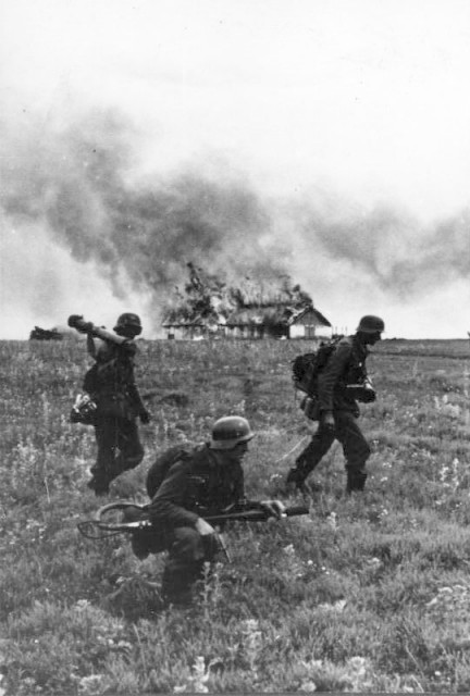 German soldiers (Flamethrower team) in the Soviet Union, June 1941