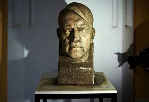 Polish Construction Workers Find Hitlers Head in Gdansk!