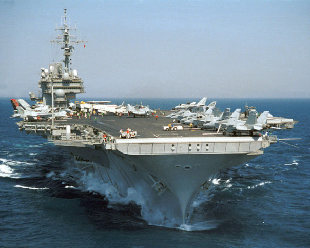 When a Chinese Submarine Surfaced Next To The USS Kitty Hawk in 2006 ...