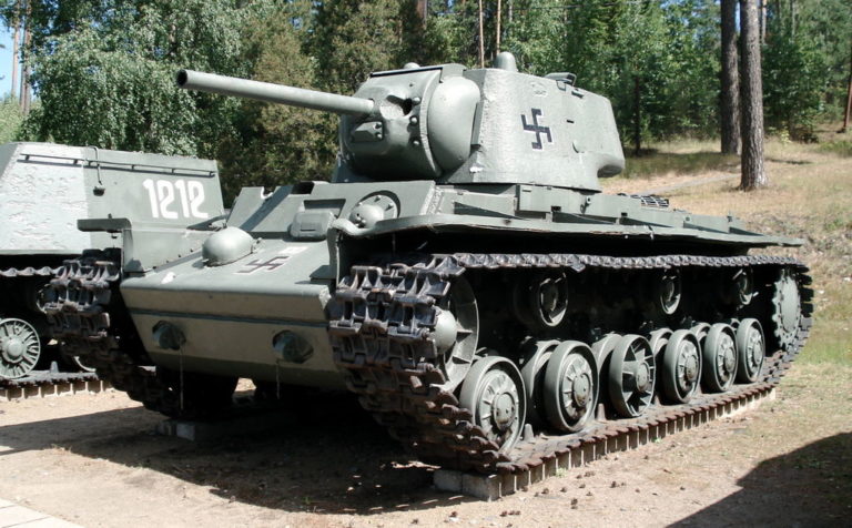 The Kliment Voroshilov (KV) Heavy Tank - The Russian Colossus That ...