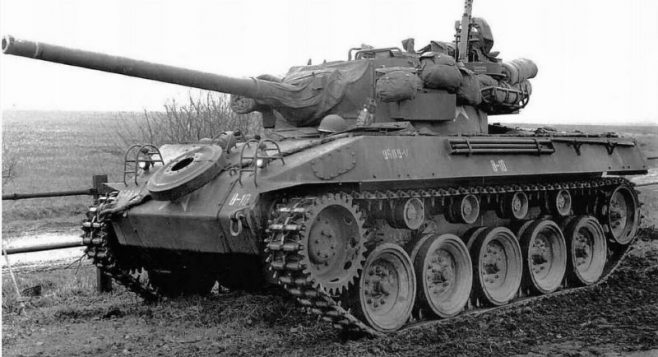 24 images of the highly successful M18 Hellcat tank destroyer | War ...