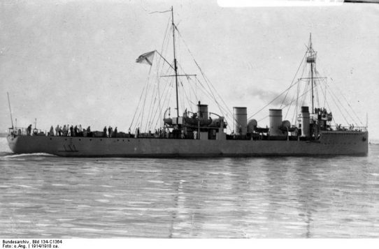 Once the Fastest Destroyer in the World - Russian Destroyer Wreckage ...