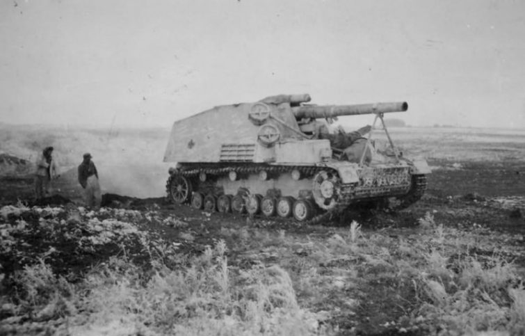 King of the Battlefield: 26 Pictures of The Hummel Self-Propelled ...