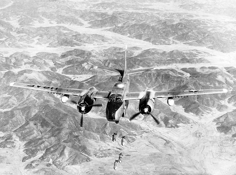 Air Combat in the Korean War with Photos - From Planes to Jets | War ...