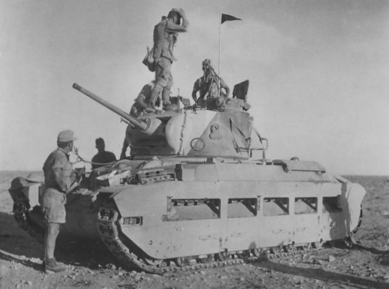 The Queen of the Desert - The British Matilda II Tank in 26 Photos ...