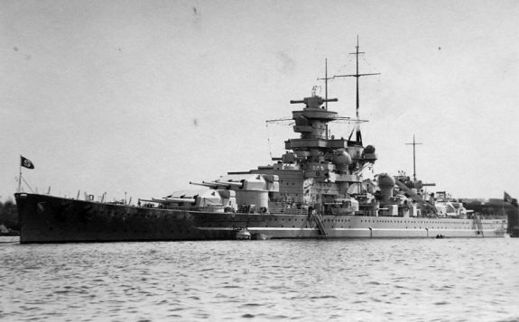 Speed and Strength - Scharnhorst - German Battleship with 25 Photos ...