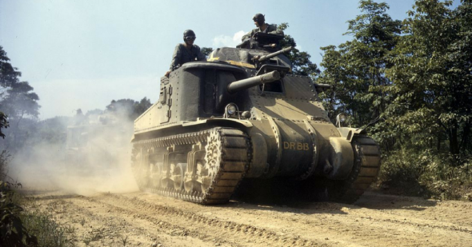 A Crew of 7, Really? 30 Photos of the M3 Lee/Grant Medium Tank | War ...