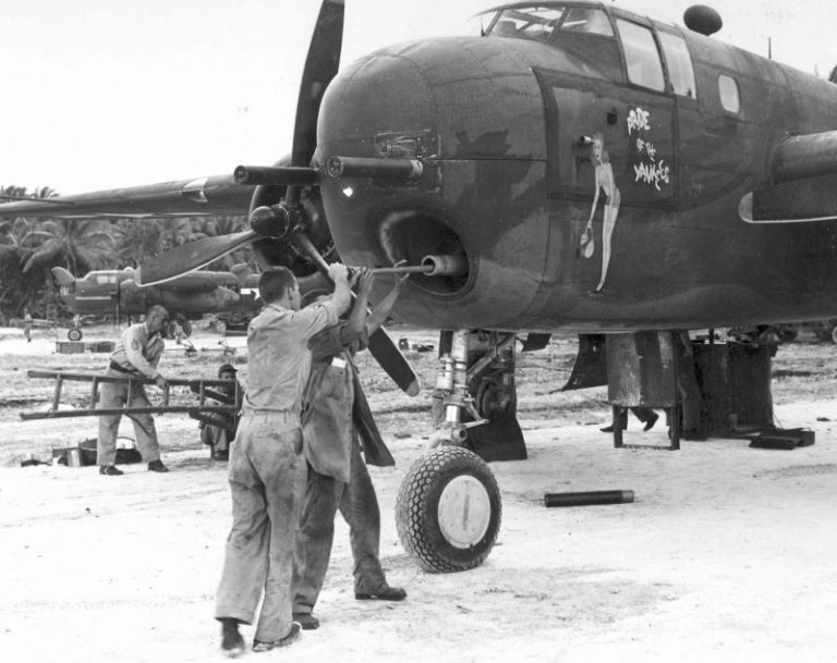 B-25 Mitchell Bomber - Photos And Videos | War History Online