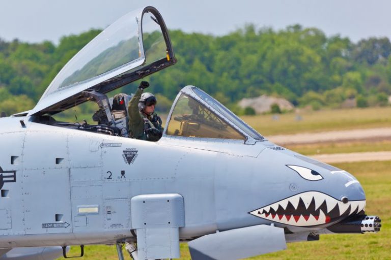 Fantastic Plane, Better Pilot - Kim Campbell Brings Her A10 Warthog ...