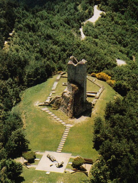 Aerial view of the fortress atop Monte Battaglia