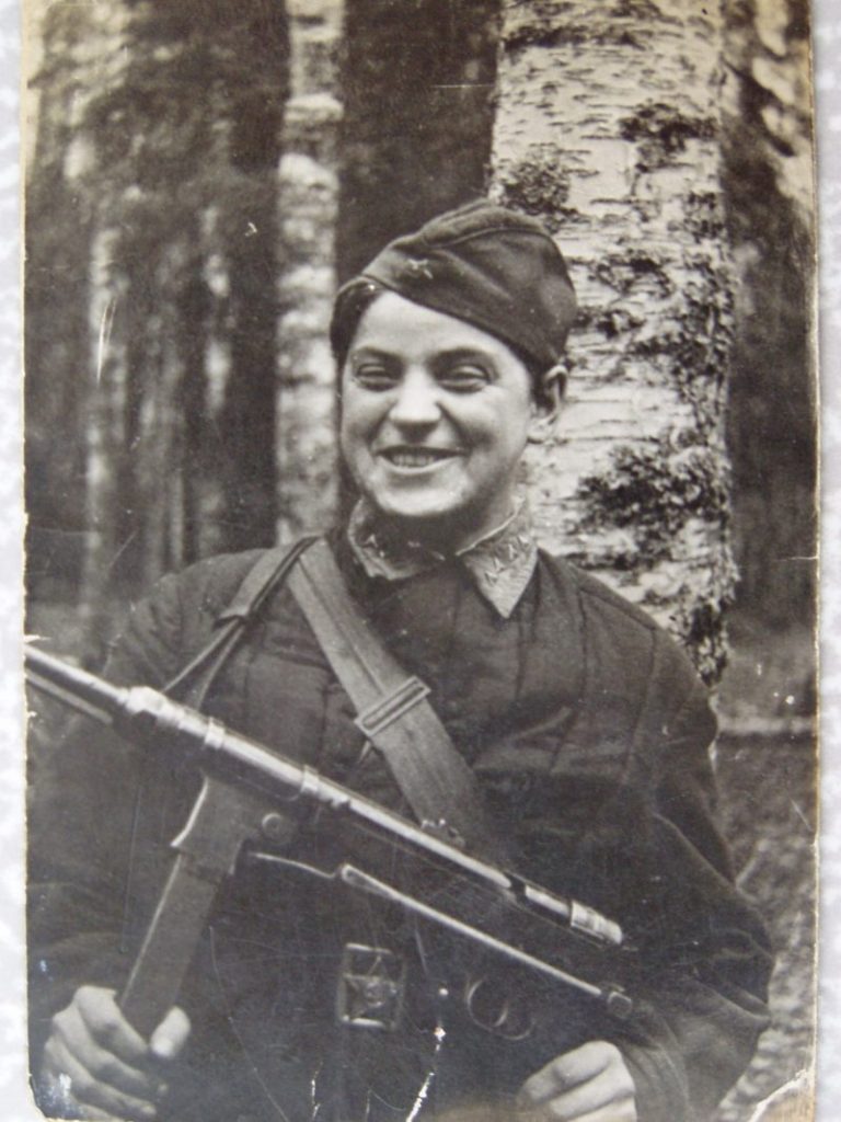 Vera Ippolitova – The Only Female in the Red Army to Receive FIVE “For ...