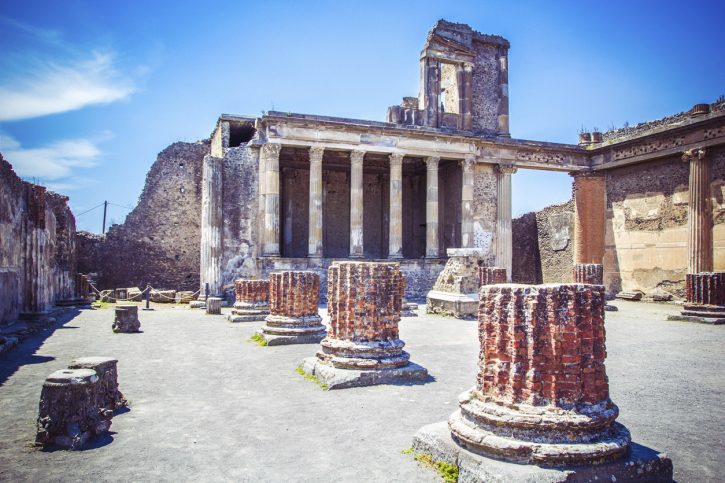 Unexploded Ww2 Bombs Beneath The Ruins Of Pompeii 