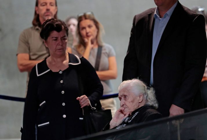 Woman Reunited With Jewish Family She Sheltered During Holocaust | War ...