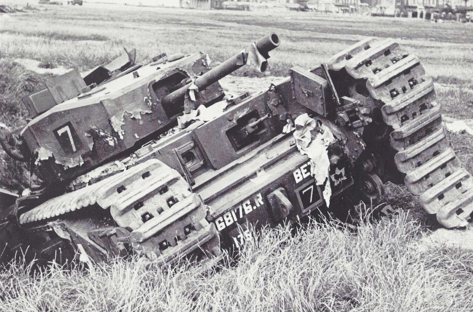 19 August 1942 Churchill Tank Mark III Betty at Dieppe - WAR HISTORY ONLINE