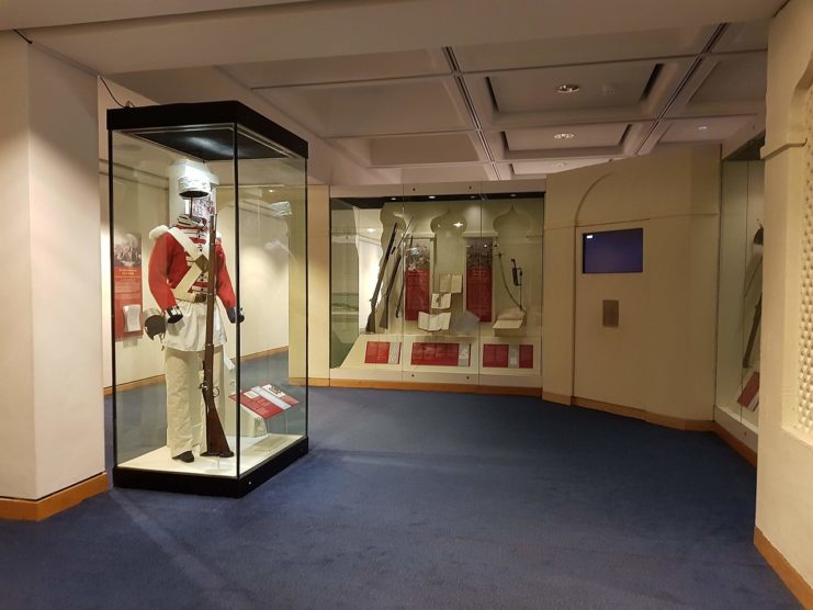 British Royal Armouries Museum Reviewing 'Offensive' Displays | War ...