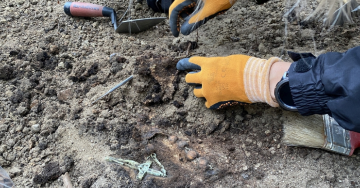 Religious objects helped identify the remains