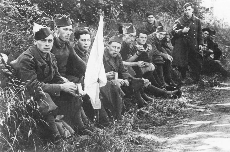 French soldiers sitting together