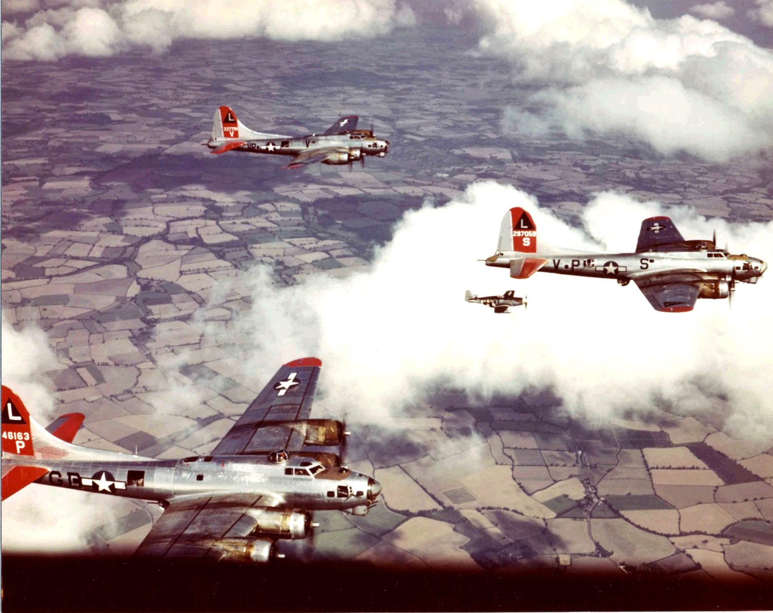 The B-24 Liberator: The Most Produced Bomber In History | War History ...