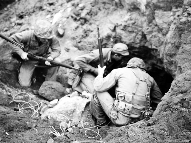 U.S. Marine Commander Present At Iwo Jima Dies At 102 | War History Online